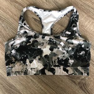 Black and white patterned sports bra